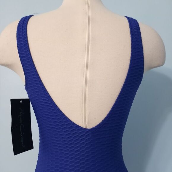Aqua Green Textured One Piece Swimsuit Size Small Blue NWT - Picture 14 of 15